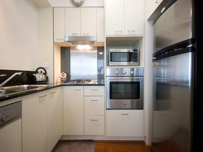 301/2685 Gold Coast Hwy, Broadbeach QLD 4218