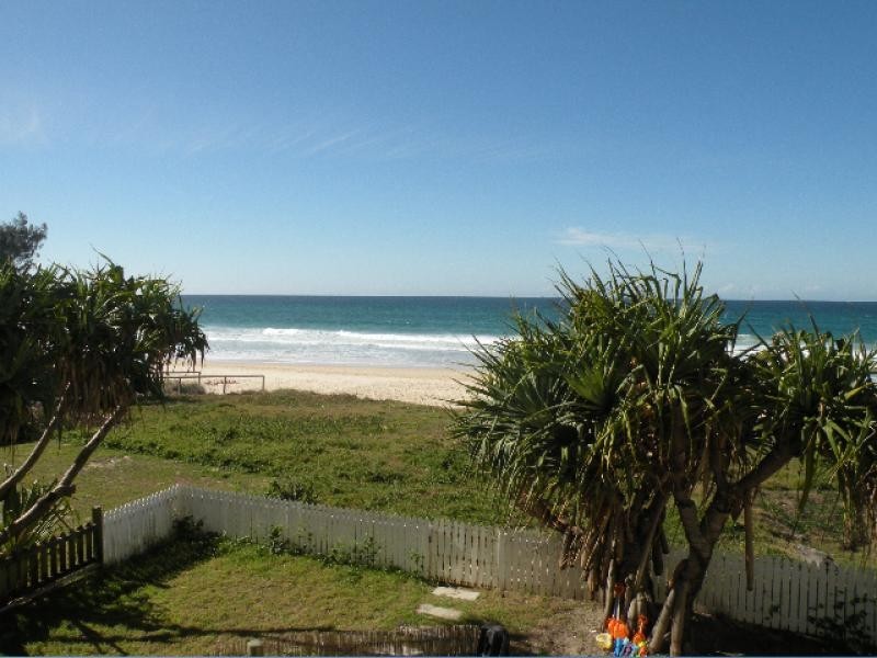 95 Hedges Ave, Mermaid Beach QLD 4218