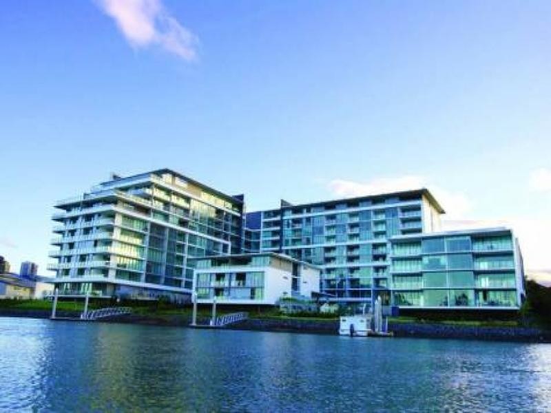 2322/33 T E Peters Drive, Broadbeach Waters QLD 4218