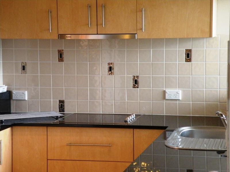 1/12 Queensland Ave, Broadbeach QLD 4218