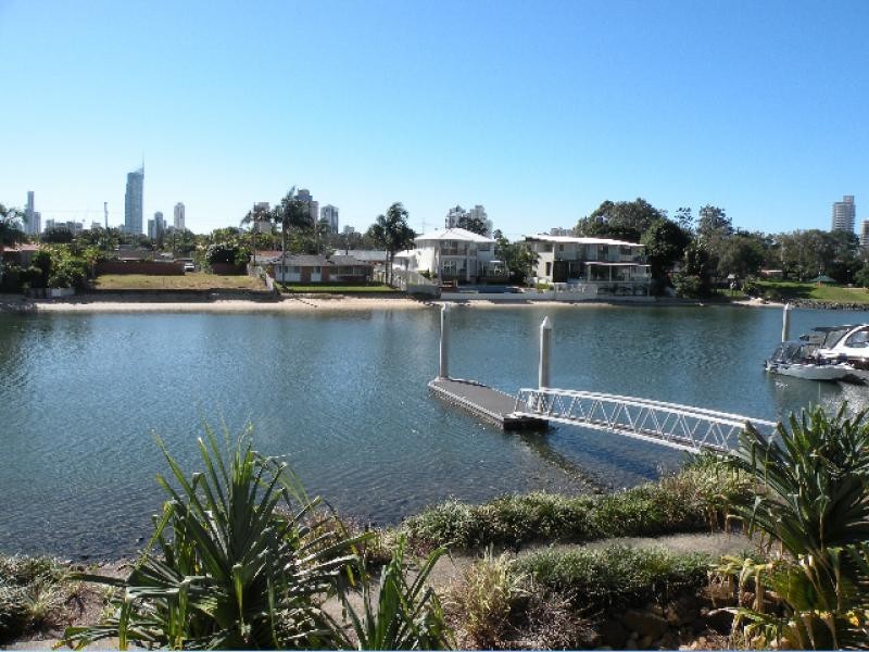 2005/33 TE Peters Drv, Broadbeach QLD 4218