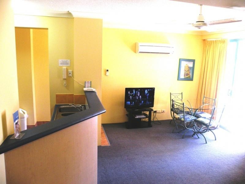 35 /20 Anne Ave, Broadbeach QLD 4218