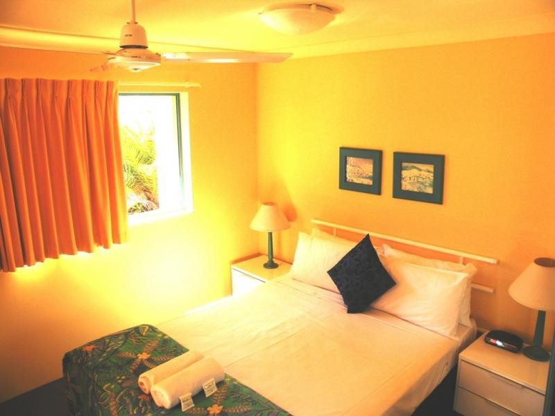 35 /20 Anne Ave, Broadbeach QLD 4218