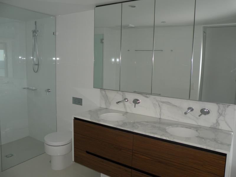 2401/1 Charles Ave, Broadbeach QLD 4218