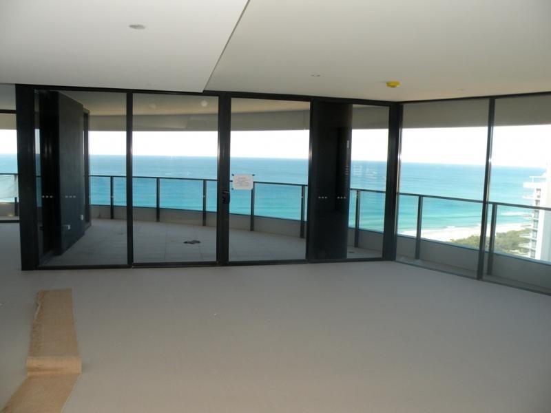 3101/1 Charles Ave, Broadbeach QLD 4218