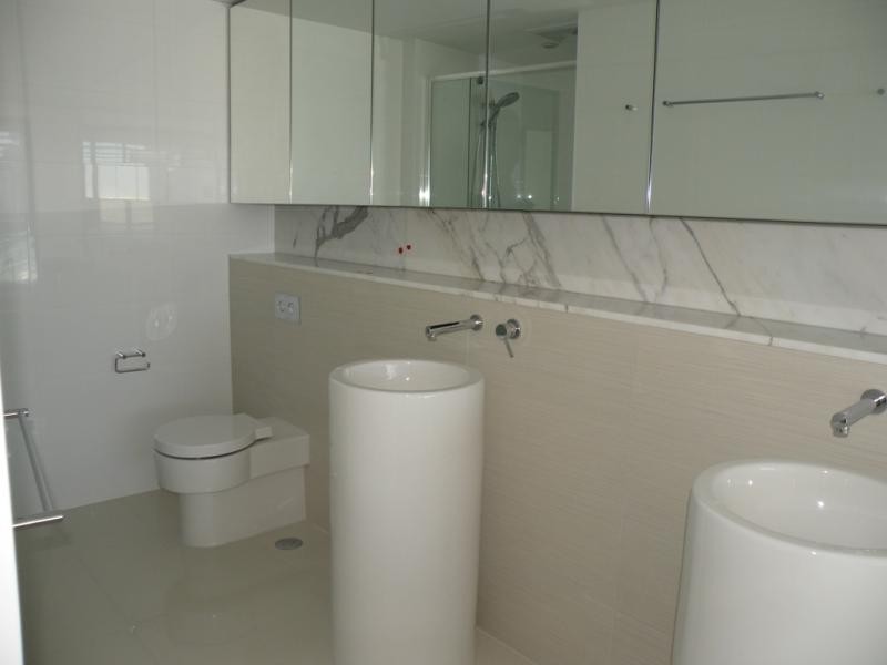 2302/1 Charles Ave, Broadbeach QLD 4218