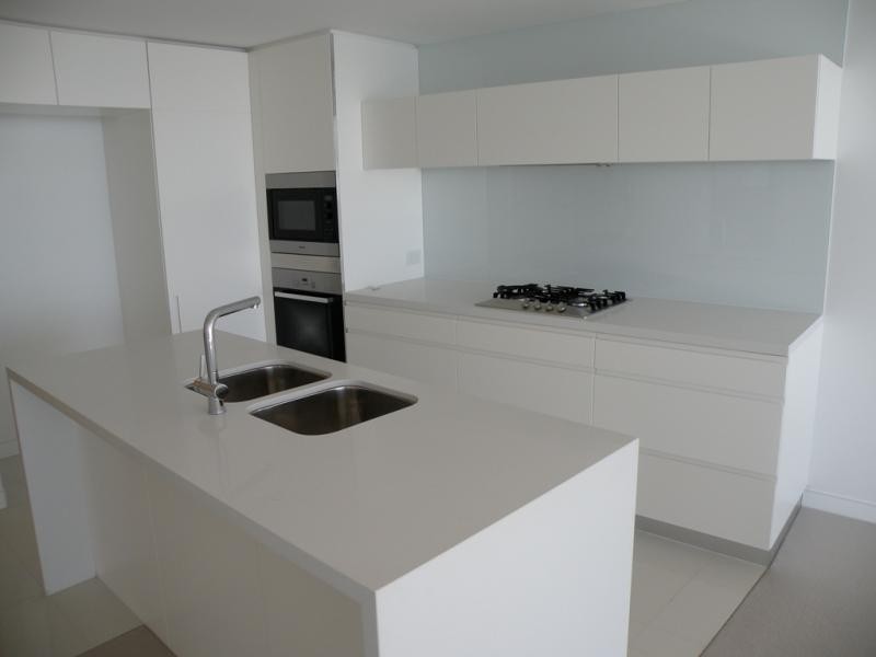 3002/1 Charles Ave, Broadbeach QLD 4218