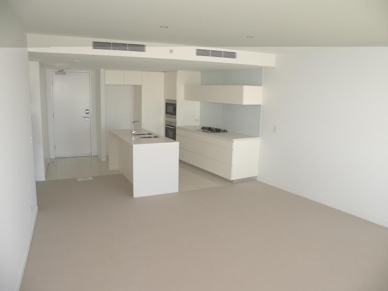 2203/1 Charles Ave, Broadbeach QLD 4218