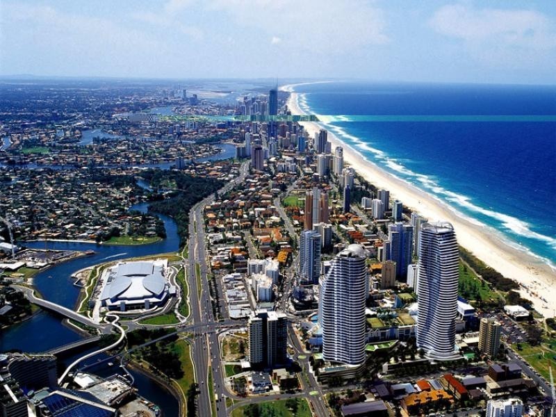 904/1 Charles Ave, Broadbeach QLD 4218