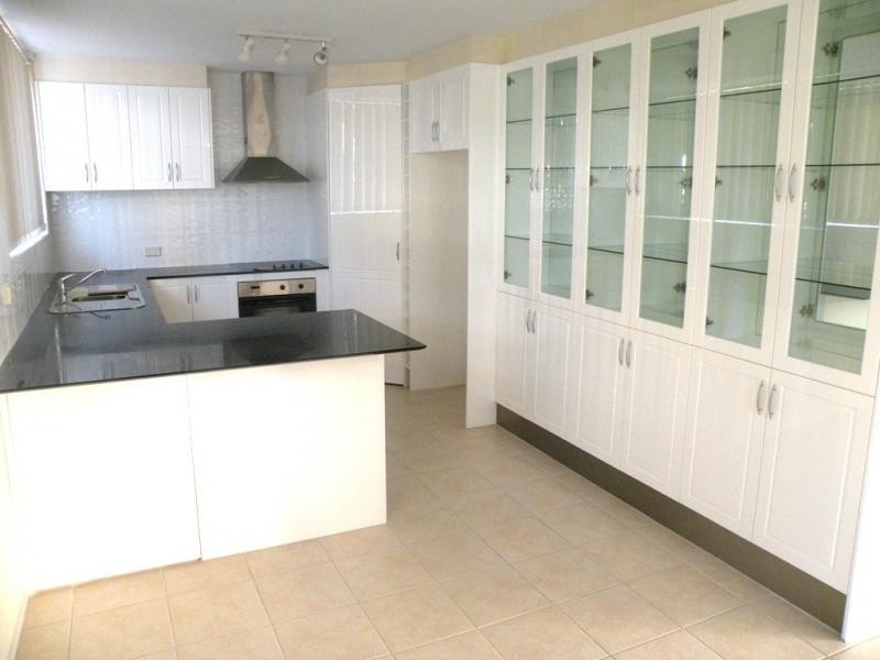 1-8/19 Vista Street, Surfers Paradise QLD 4217