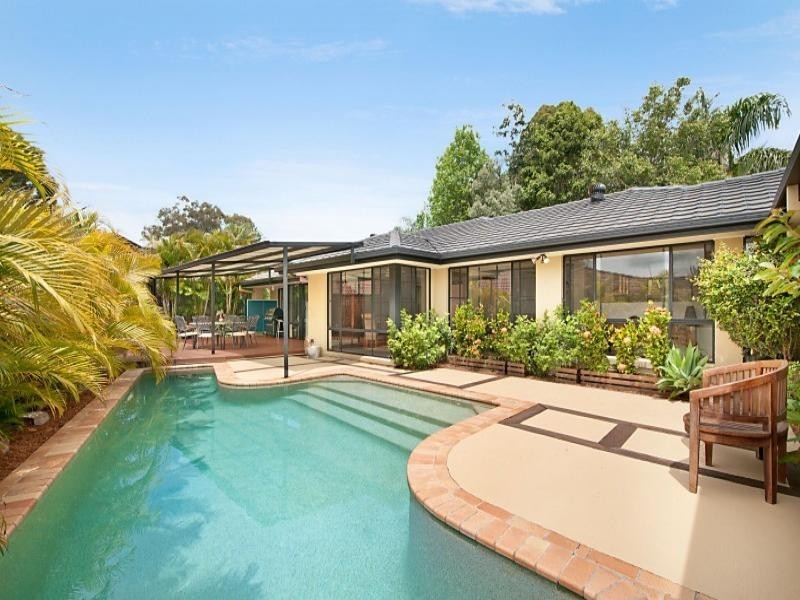 35 Binalong Drive, Ashmore QLD 4214