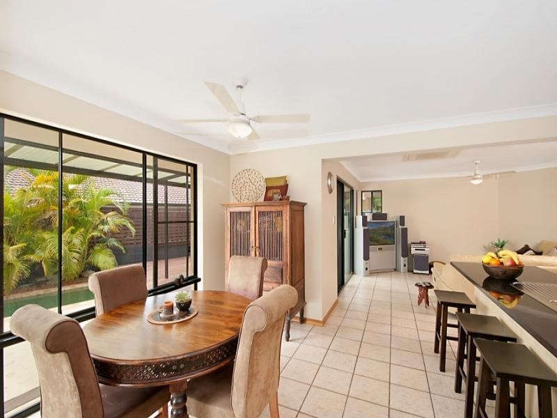 35 Binalong Drive, Ashmore QLD 4214