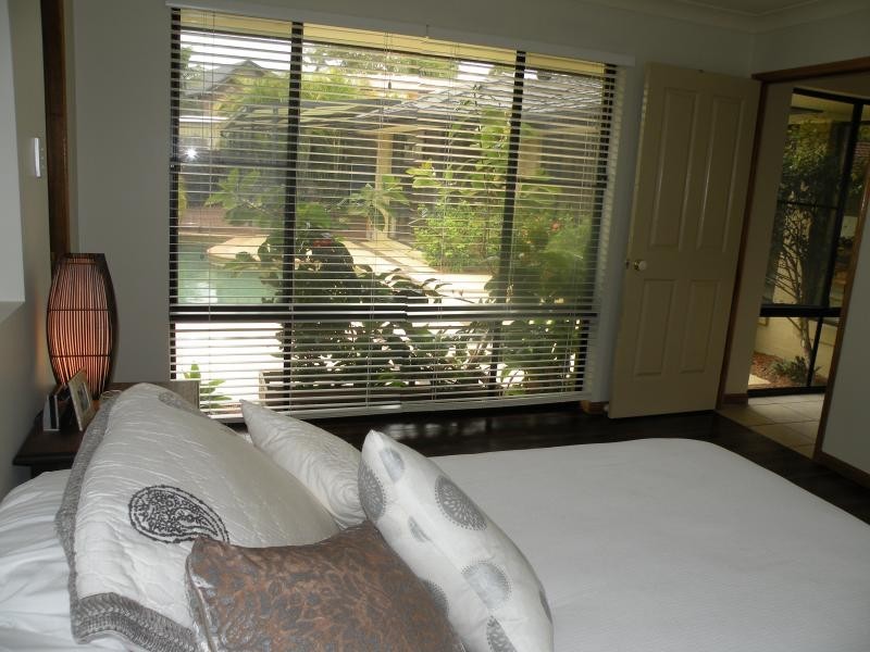 35 Binalong Drive, Ashmore QLD 4214