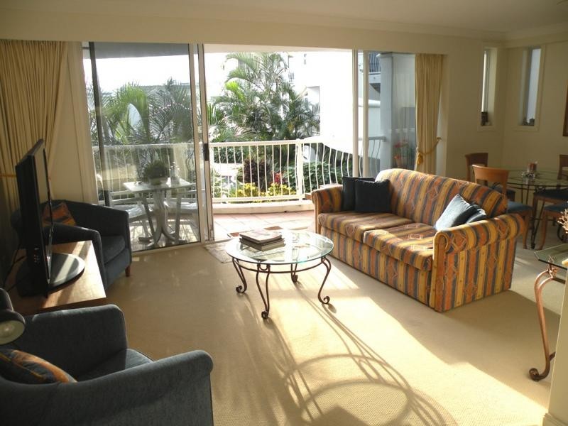 2216/24  Surf Parade, Broadbeach QLD 4218