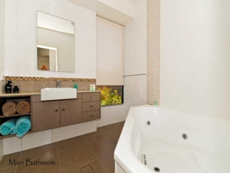 Mermaid Beach QLD 4218