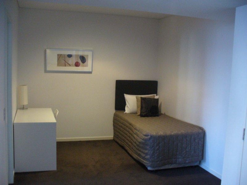 502/89 Surf Parade, Broadbeach QLD 4218