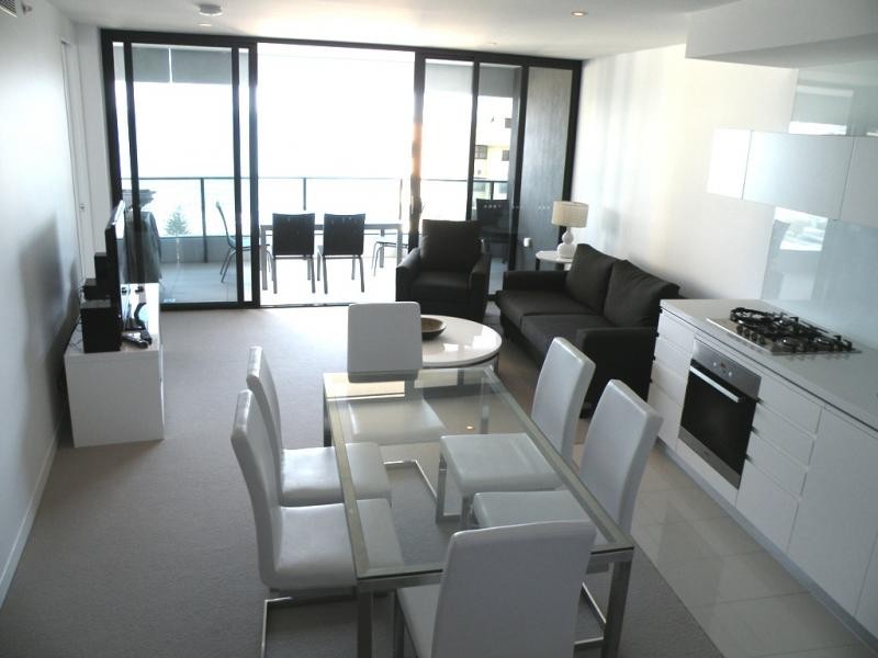 1404/1  Charles Ave ORACLE, Broadbeach QLD 4218