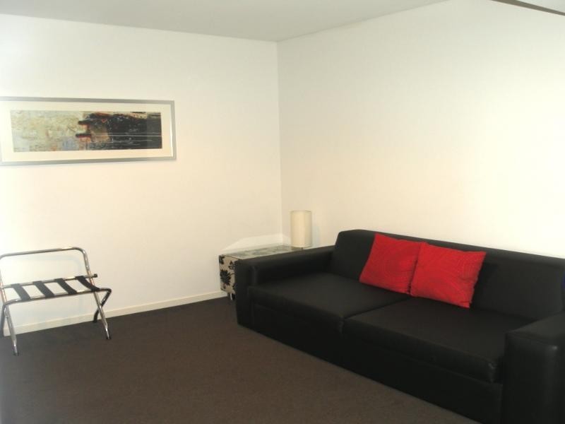 602 /89  Surf Parade, Broadbeach QLD 4218