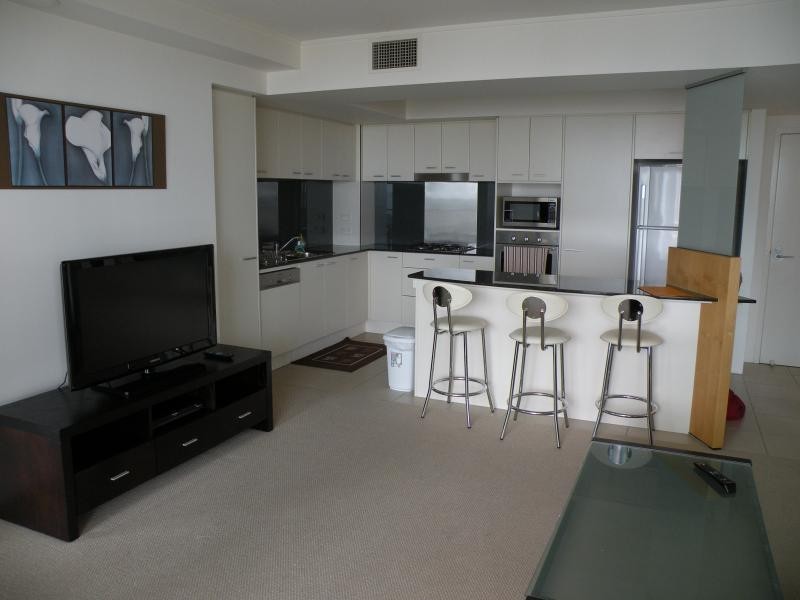 1607/2685 Gold Coast Hwy, Broadbeach QLD 4218