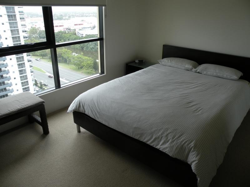 1607/2685 Gold Coast Hwy, Broadbeach QLD 4218