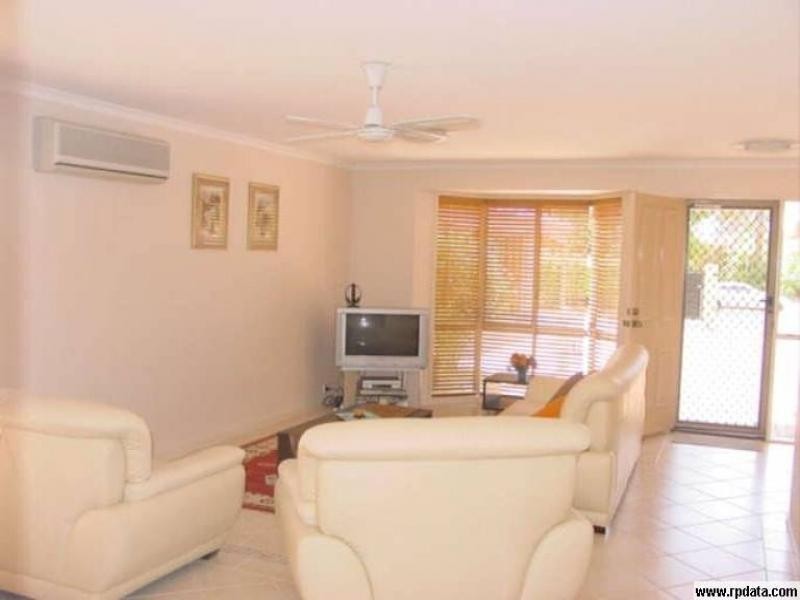 3 Yarraville Street, Robina QLD 4226