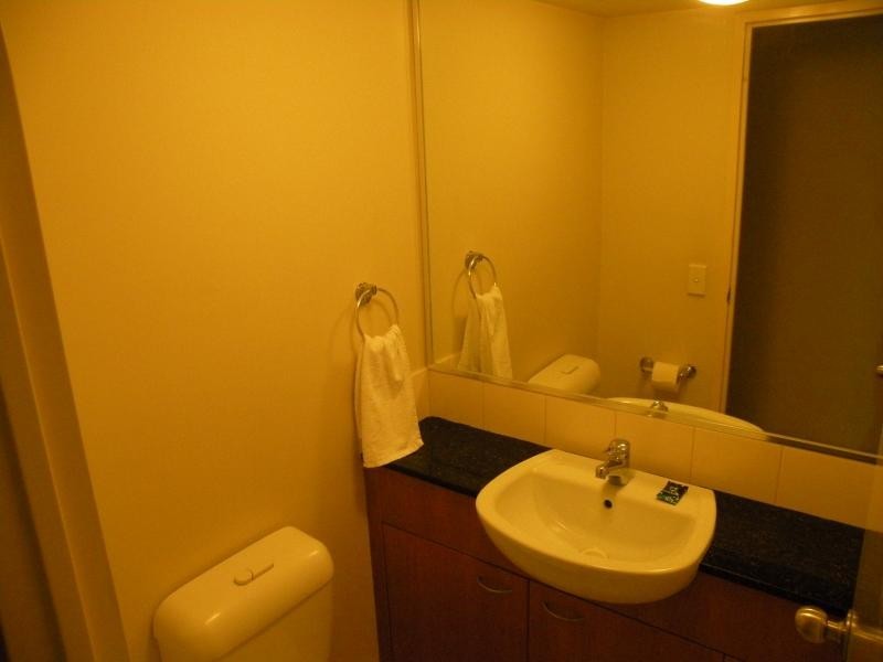 205 /2990 Gold Coast Hyway, Surfers Paradise QLD 4217