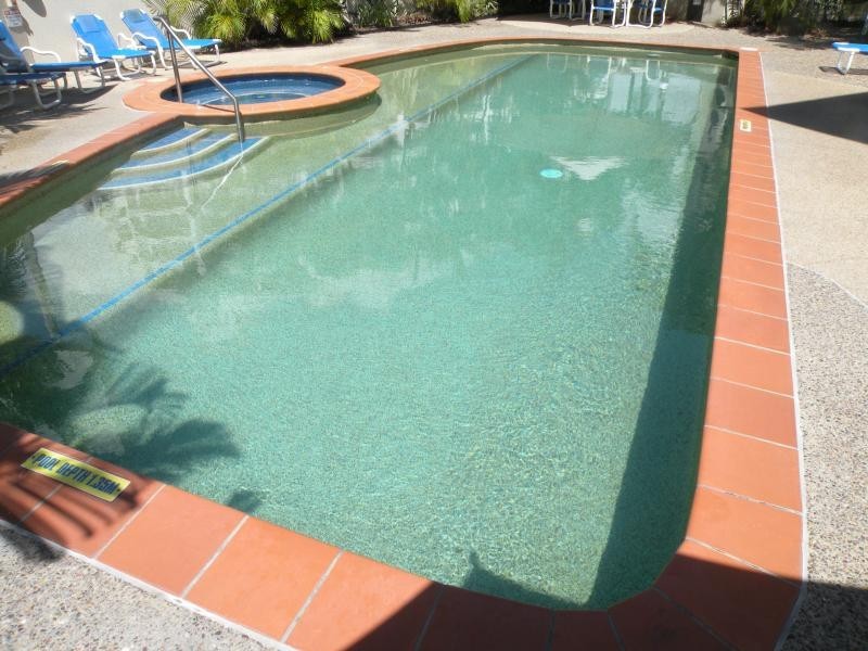 8/112 Surf Parade, Broadbeach QLD 4218