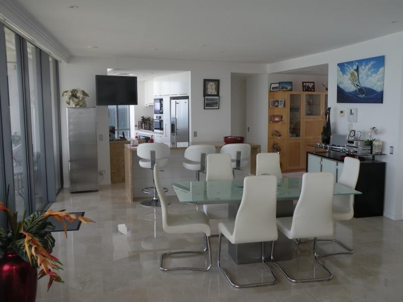 54/173 Old Burleigh Road, Broadbeach QLD 4218