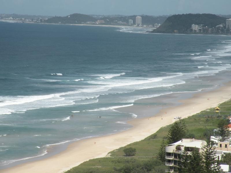 54/173 Old Burleigh Road, Broadbeach QLD 4218