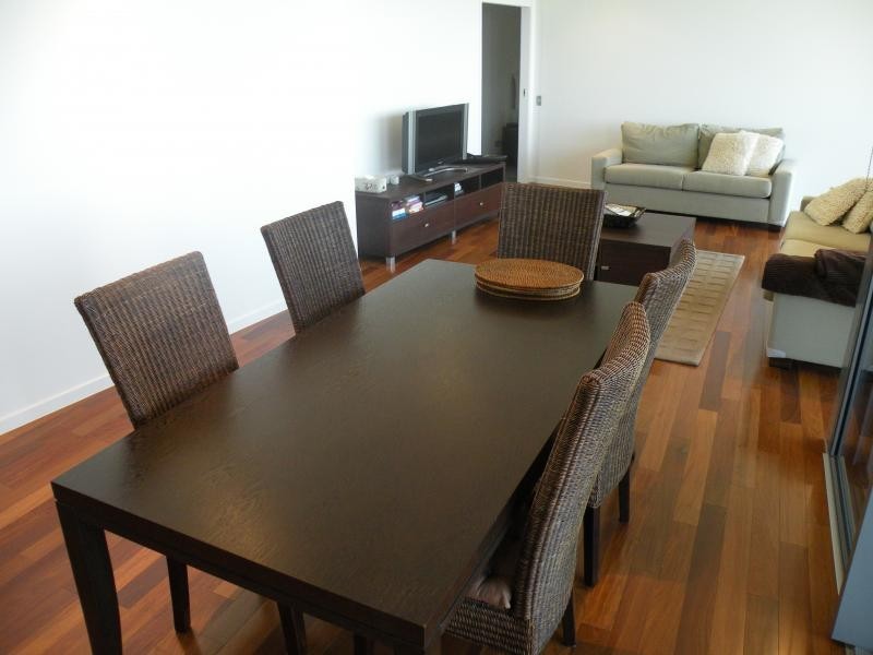 16/173 Old Burleigh Road, Broadbeach QLD 4218