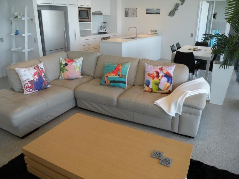 26/173  Old Burleigh Road, Broadbeach QLD 4218