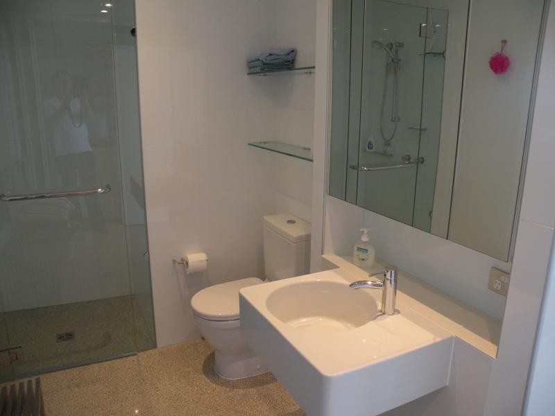 26/173  Old Burleigh Road, Broadbeach QLD 4218