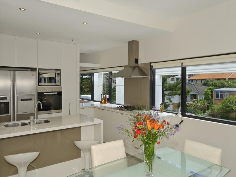 201/14 George Street, Broadbeach QLD 4218