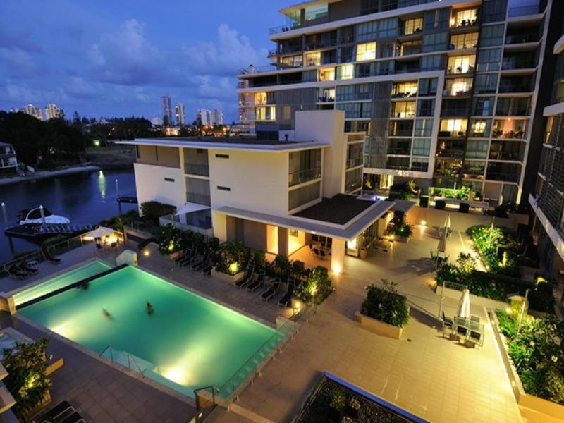 2101/33 T E Peters Drive, Broadbeach QLD 4218