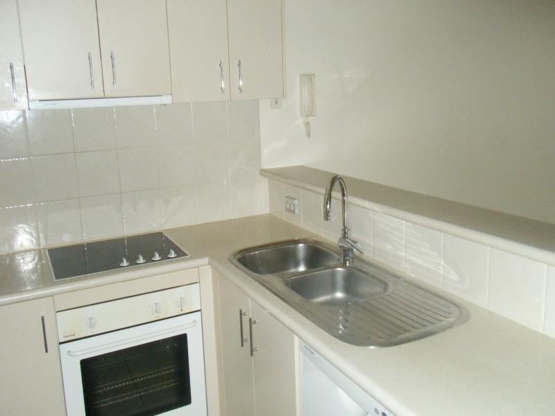 1023/ Gold Coast Highway, Broadbeach QLD 4218