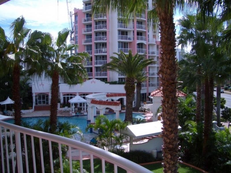 1023/ Gold Coast Highway, Broadbeach QLD 4218