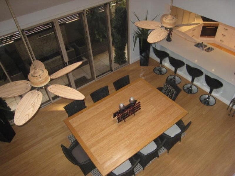 35 Meadowview Drive, Carrara QLD 4211