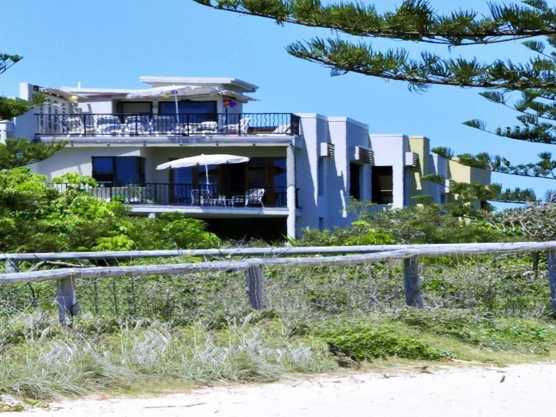 2087 Gold Coast Highway, Miami QLD 4220