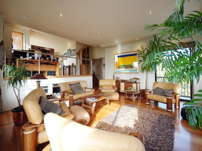 2087 Gold Coast Highway, Miami QLD 4220