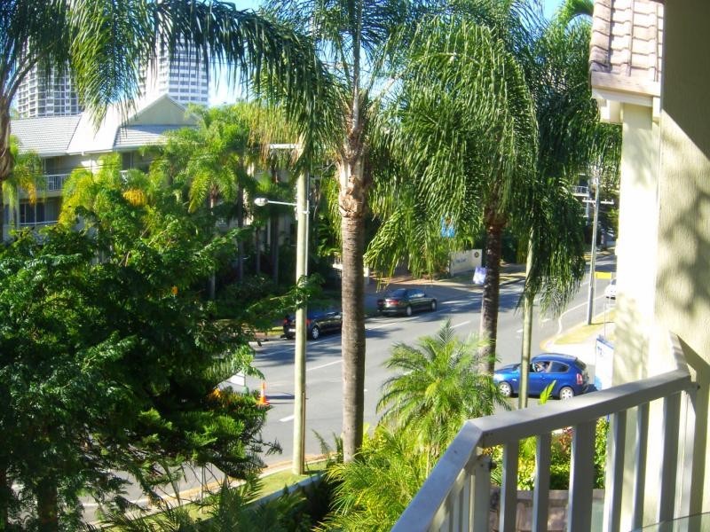 40/42 Beach Parade, Surfers Paradise QLD 4217