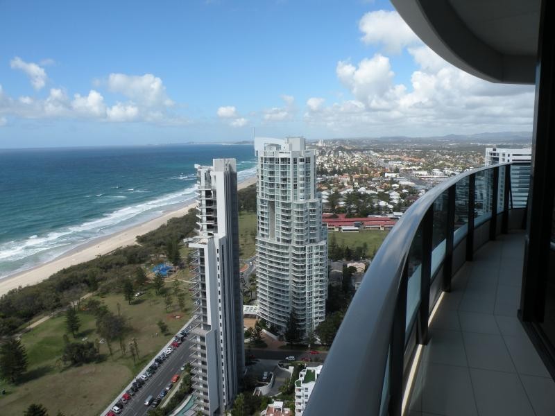 3404/1 Charles Ave ORACLE, Broadbeach QLD 4218