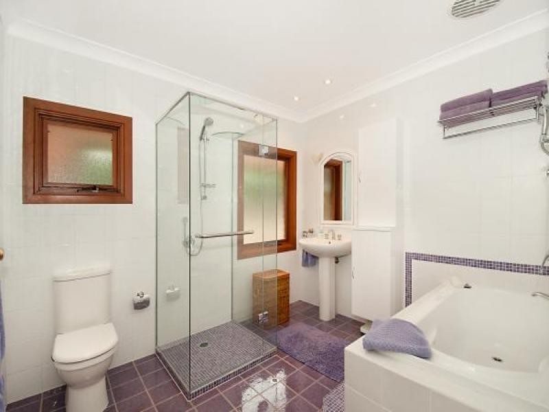 50 Binalong Drive, Ashmore QLD 4214