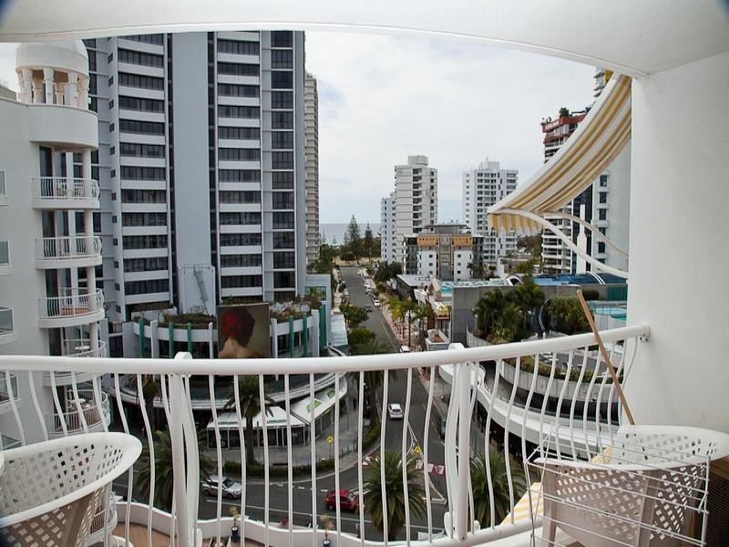 1604/90 Surf Parade, Broadbeach QLD 4218