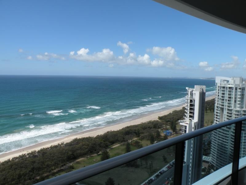 2502/1 Charles Ave Oracle, Broadbeach QLD 4218
