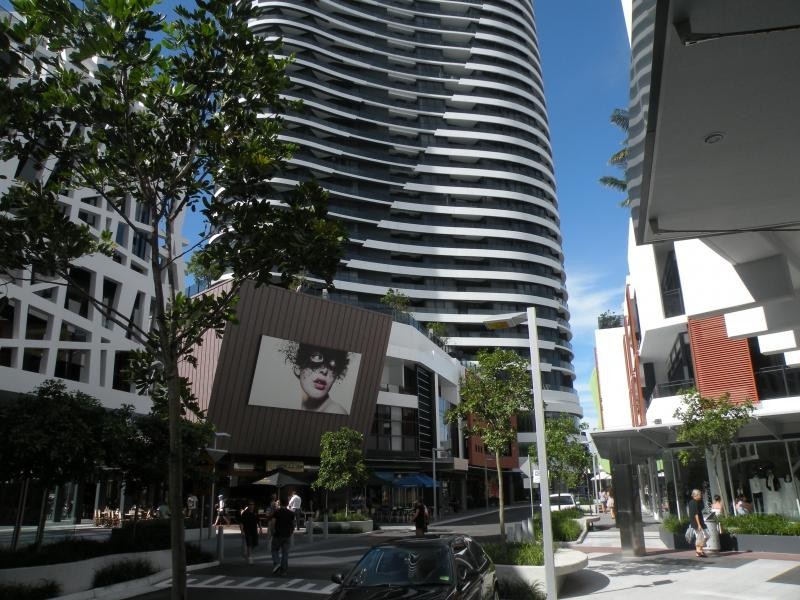 2502/1 Charles Ave Oracle, Broadbeach QLD 4218