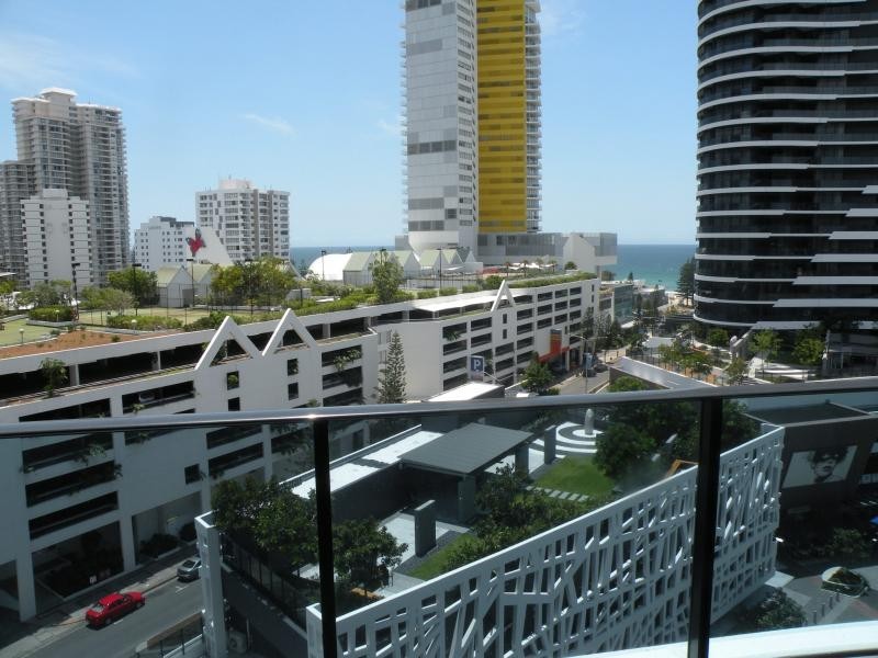 20806/1 Oracle, Broadbeach QLD 4218
