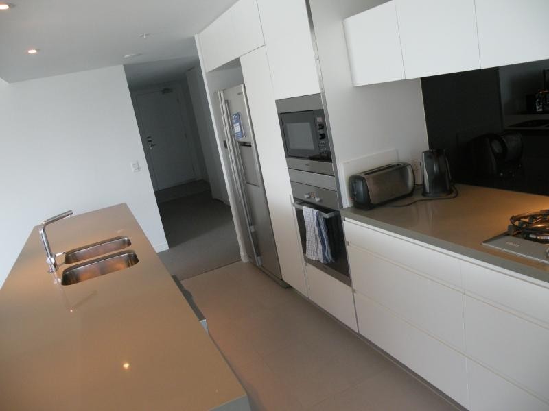 1201/1 Oracle, Broadbeach QLD 4218