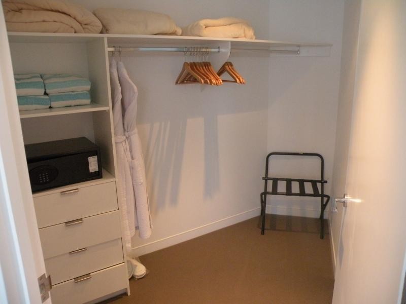 1601/1 Oracle, Broadbeach QLD 4218