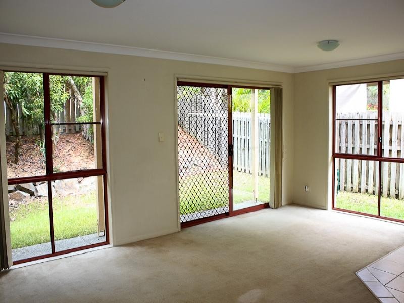 5/111 Greenacre Drive, Parkwood QLD 4214