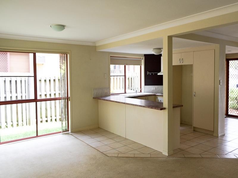 5/111 Greenacre Drive, Parkwood QLD 4214